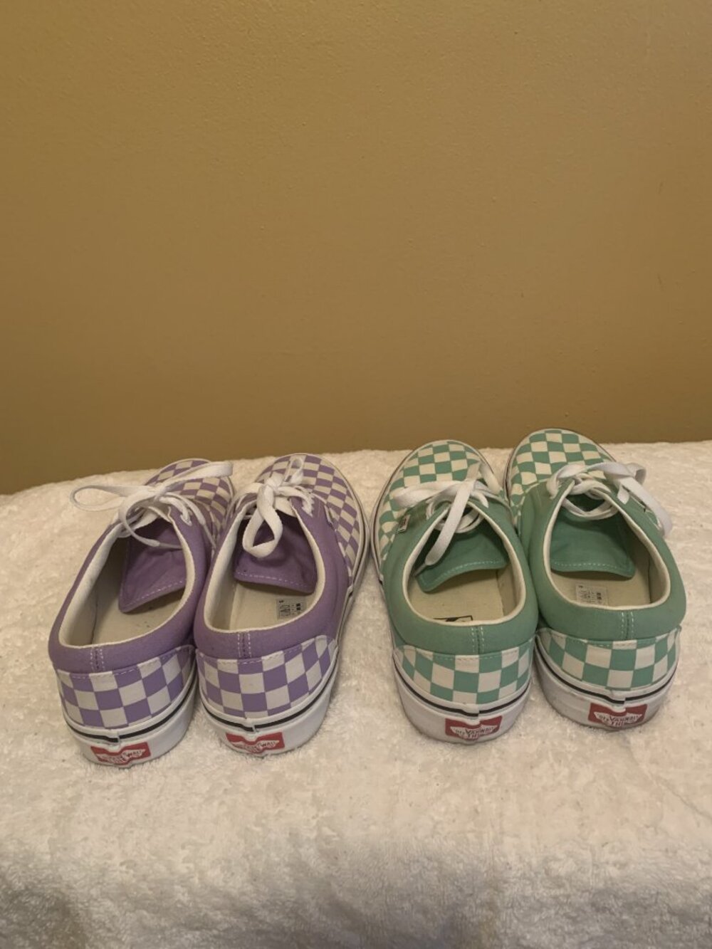 Vans - Picture 2 of 5